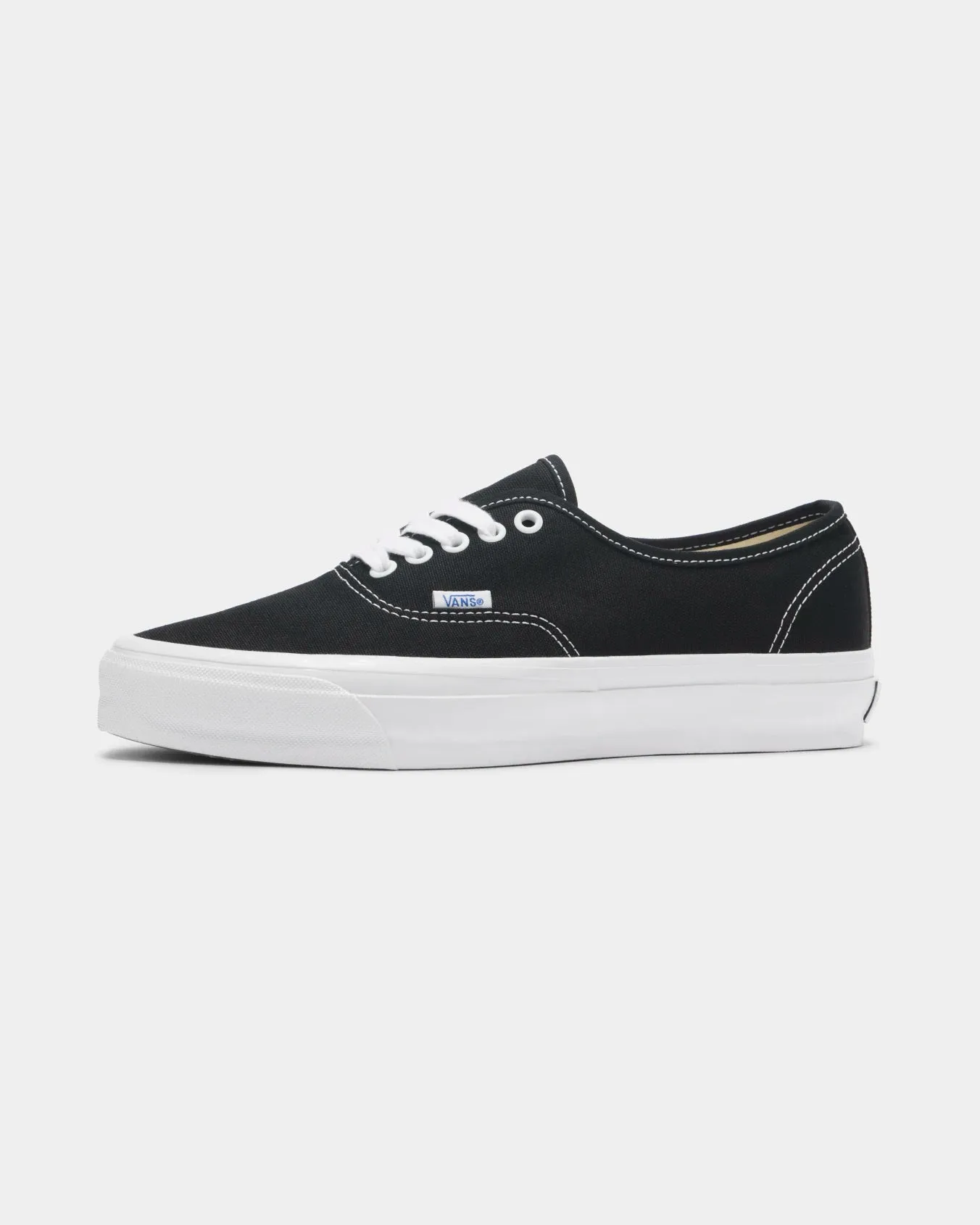 Authentic Reisue 44 LX - Black / White