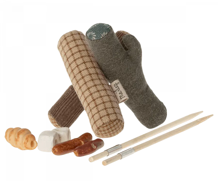 Bonfire Set, Mouse | Hiker Collection by Maileg