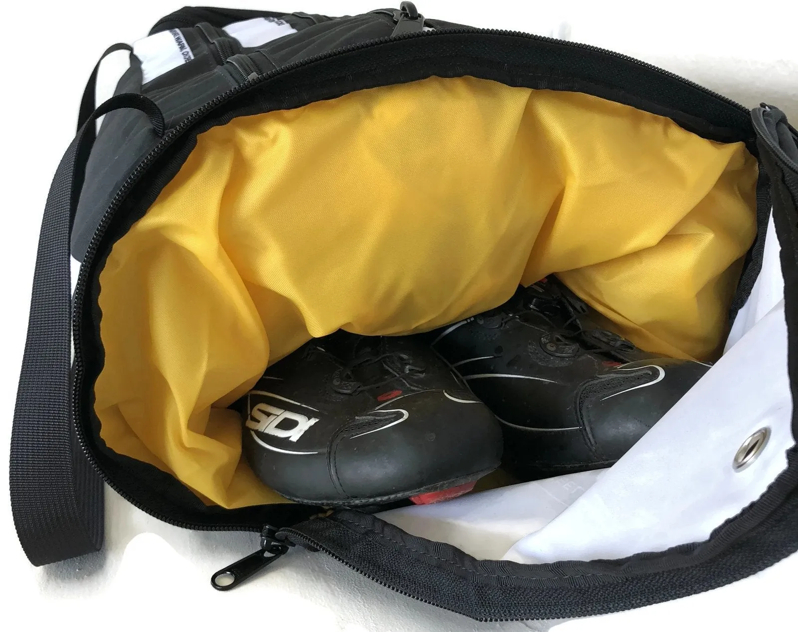 FC Endurance 08-2019 RACEDAY BAG