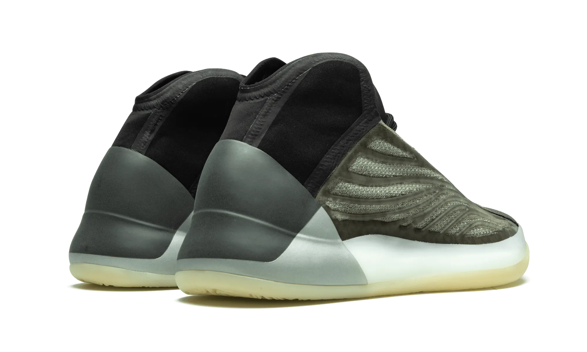 YEEZY QNTM BARIUM
